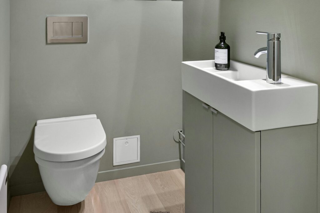Small Green Bathroom
